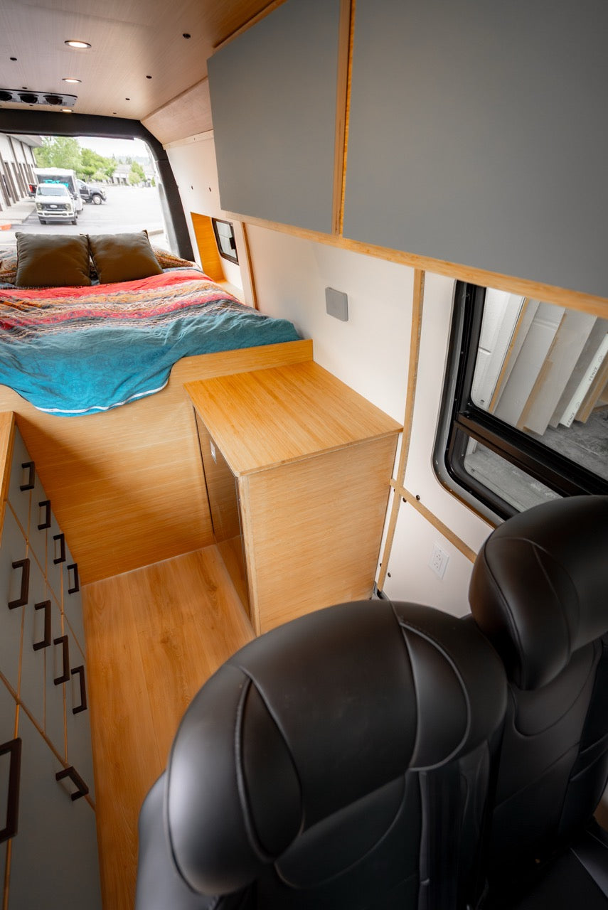 The Adventurebumss Shop Van