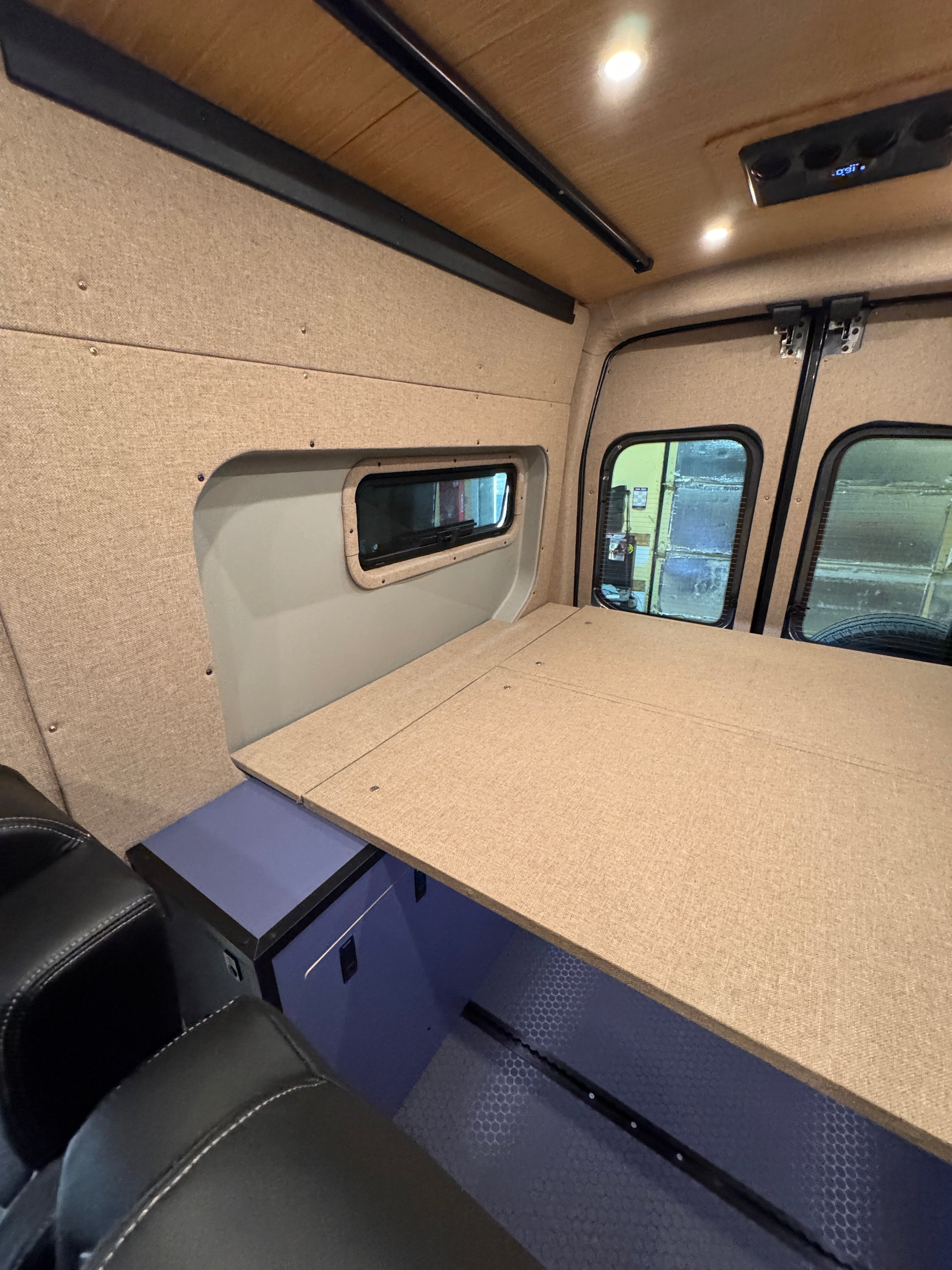 Ford Transit Innie Pocket Sleeper Awning Window Beauty Ring